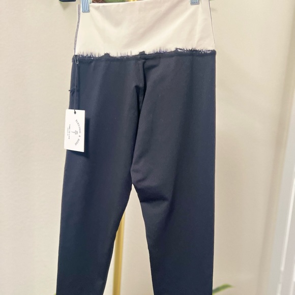 Electric&Rose - Picture 7 of 10